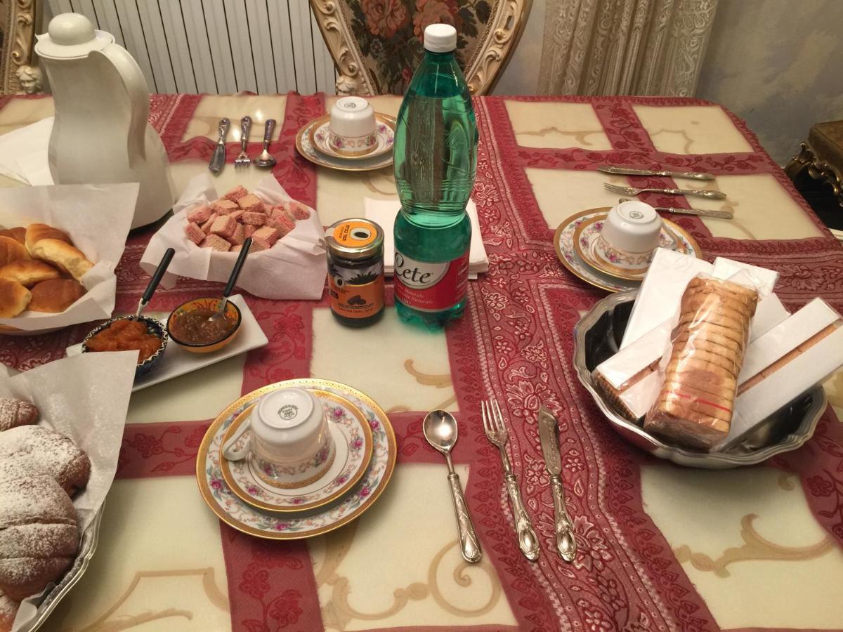 Bed and Breakfast Colazione Da Lolly Neapel Exterior foto