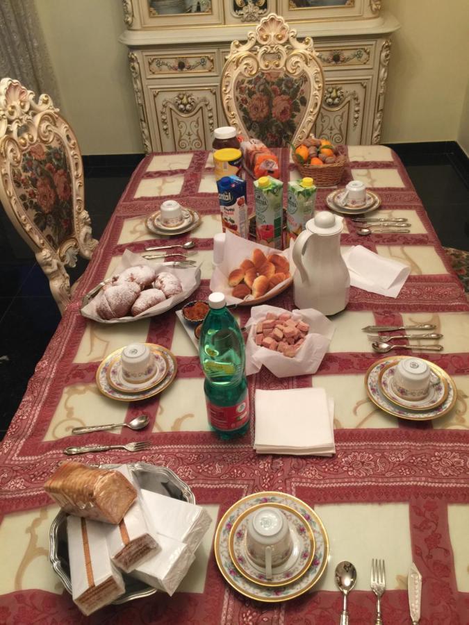 Bed and Breakfast Colazione Da Lolly Neapel Exterior foto