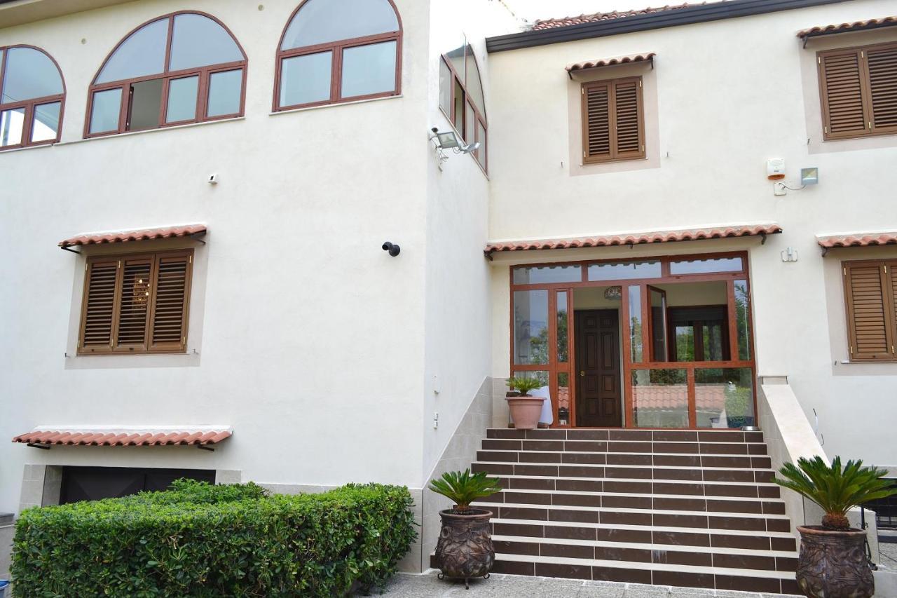Bed and Breakfast Colazione Da Lolly Neapel Exterior foto